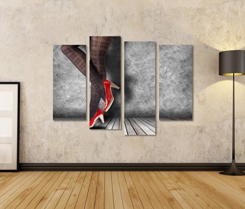 islandburner Bild auf Leinwand Die Beine der Frau, die Strumpfhose und hohe Absätze mit Raum für Text tragen Wandbild, Poster, Leinwandbild HVC-4erP