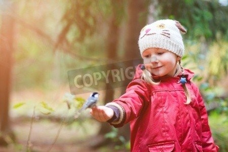 Leinwand-Bild 90 x 60 cm: "Adorable little girl and...
