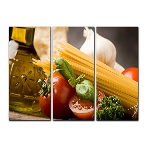 Wandbild - Italienische Pasta IV - Bild auf Leinwand - 120x80 cm dreiteilig - Leinwandbilder - Essen & Trinken - Tomaten, Basilikum und Spaghetti