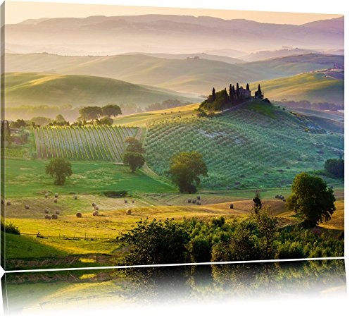Wunderschöne neblige Toskana Landschaft Format:...