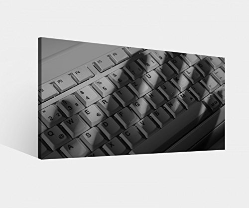 Leinwandbild Verbrechen Diebstahl Hand Tastatur PC Hacker Internet schwarz weiß Leinwand Bild Bilder Wandbild Holz Leinwandbilder vom Hersteller 9W1566, Leinwand Größe 1:60x30cm