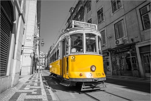 Posterlounge Leinwandbild 60 x 40 cm: Lissabon - Straßenbahn von Ben Voigt - fertiges Wandbild, Bild auf Keilrahmen, Fertigbild auf echter Leinwand, Leinwanddruck