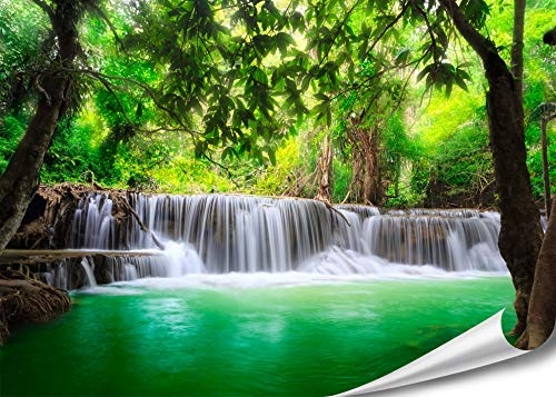 PMP-4life XXL Poster Wasserfall in Thailand Natur HD 140cm x 100cm Hochauflösende Wand-dekoration Bild für Wandgestaltung Wandbild | Fotoposter Landschaft Bäume Wasser Dschungel | + GRATIS Poster