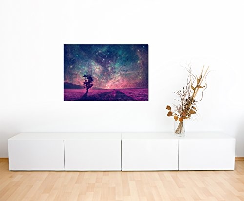 Paul Sinus Art Kunstfoto auf Leinwand 60x40cm Künstlerische Fotografie - Fantastische Milchstraße mit Baum auf Leinwand Exklusives Wandbild Moderne Fotografie für Ihre Wand in Vielen Größen