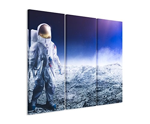 3 teiliges Leinwand-Bild 3x90x40cm (Gesamt 130x90cm) Astronaut in Mondlandschaft vor blauem Himmel auf Leinwand exklusives Wandbild moderne Fotografie für ihre Wand in vielen Größen