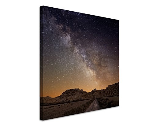 Leinwandbild 60x60cm Landschaftsfotografie – Milchstraße über Bardenas, Spanien auf Leinwand exklusives Wandbild moderne Fotografie für ihre Wand in vielen Größen