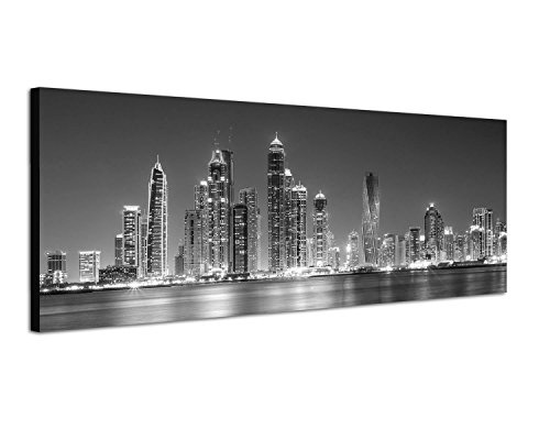 Leinwandfoto als Panorama SCHWARZ / WEISS 120x40cm Dubai Skyline Wasser Nacht Lichter