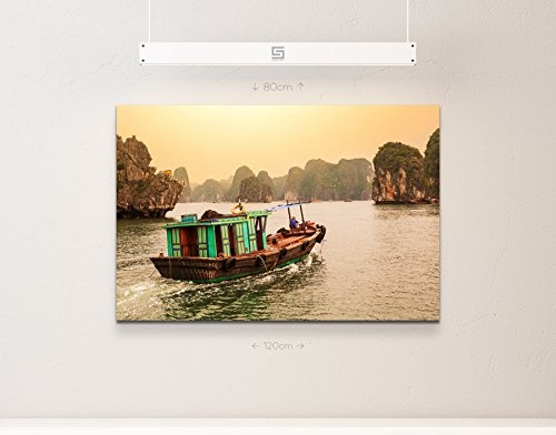 Paul Sinus Art Leinwandbilder | Bilder Leinwand 120x80cm Halong-Bucht mit Buntem Boot - Vietnam