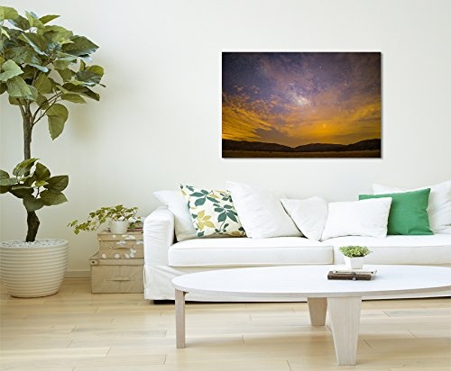 Paul Sinus Art Kunstfoto auf Leinwand 60x40cm Künstlerische Fotografie - Durchschimmernde Milchstraße auf Leinwand Exklusives Wandbild Moderne Fotografie für Ihre Wand in Vielen Größen