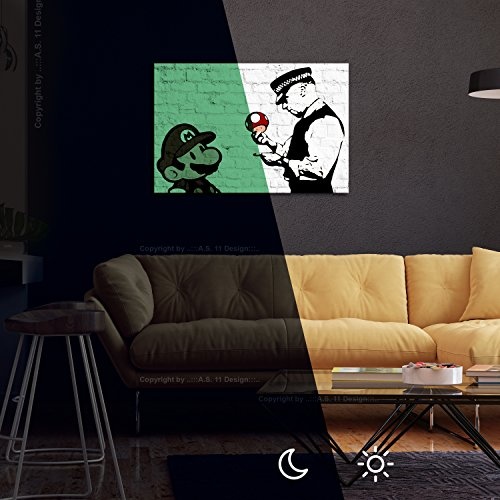 murando Bilder nachtleuchtend 60x40 cm Tag & Nacht Wandbilder 3D nachleuchtende Farben Kunstdruck Vlies Leinwand XXL Fertig Aufgespannt Wandbild - Banksy Mario i-C-0098-ag-a