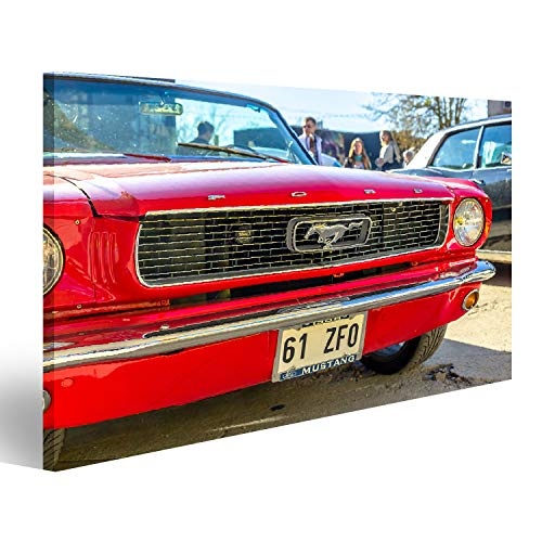 Bild Bilder auf Leinwand TALLINN, ESTLAND - 6. MÄRZ 2017: Glänzender roter schöner Ford Mustang Retro Vintage Front Side Standing an der Auto Moto Show-Ausstellung sonnig Wandbild, Poster, L