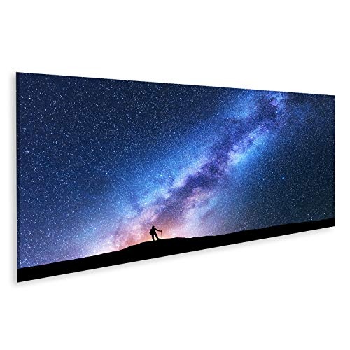 Bild Bilder auf Leinwand Silhouette des Mannes mit Trekkingstöcken gegen die erstaunliche Milchstraße bei Nacht. Wandbild, Poster, Leinwandbild QTN