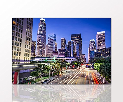 BERGER DESIGNS - Stadtbild "Los Angeles" 80 x 120cm auf Leinwand und Holzkeilrahmen (Stadt, Los Angeles, Kalifornien, downtown Los Angeles, Straße, Wolkenkratzer, Dämmerung) - Beste Qualität, handgefertigt in Deutschland