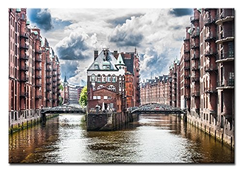 Berger Designs Bild auf Leinwand als Kunstdruck in Verschiedenen Größen. Wandbild Hamburg Speicherstadt. Beste Qualität aus Deutschland (60 x 40 cm (BxH))