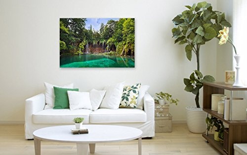 Bilderfabrik - Kunstdruck Wald-Wasserfall - auf Leinwand und Holzkeilrahmen bespannt. Beste Qualität, handgefertigt in Deutschland. (80 x 120 cm)