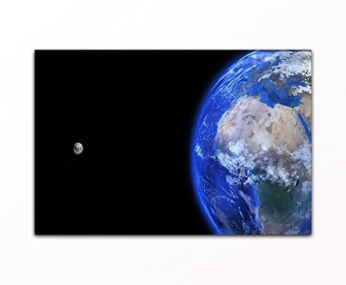 Bilderfabrik - Naturbild - Mond vs Erde - auf Leinwand und Holzkeilrahmen bespannt. Beste Qualität, handgefertigt in Deutschland. (80x120 cm)
