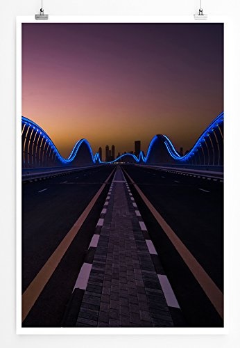 Best for home Artprints - Urbane Fotografie - Meydan Rennstrecke bei Nacht Dubai VAE- Fotodruck in gestochen scharfer Qualität