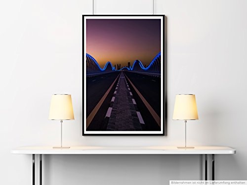 Best for home Artprints - Urbane Fotografie - Meydan Rennstrecke bei Nacht Dubai VAE- Fotodruck in gestochen scharfer Qualität