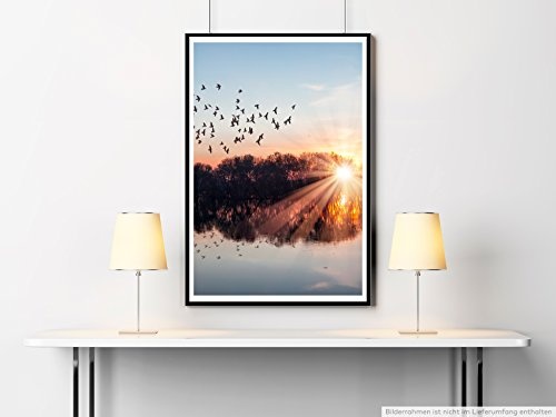Best for Home Artprints - Art - Vogelschwarm über Einem See Bei Sonnenuntergang- Fotodruck in gestochen scharfer Qualität