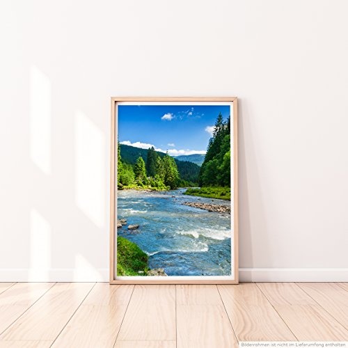 Best for home Artprints - Art - Berge mit Bäumen und Fluss- Fotodruck in gestochen scharfer Qualität