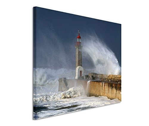 Modernes Bild 90x60cm Landschaftsfotografie - Leuchtturm bei Schneesturm