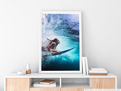 Best for home Artprints - Künstlerische Fotografie - Surferin unter Wasser- Fotodruck in gestochen scharfer Qualität
