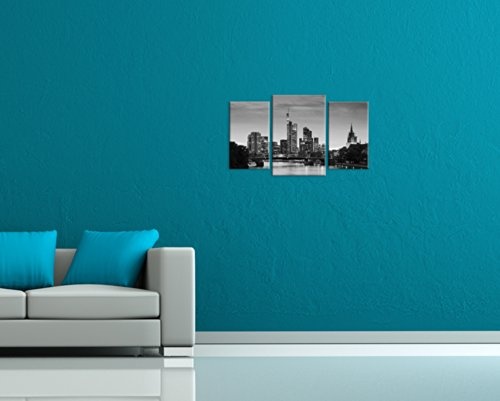 Wandbild - Frankfurt Skyline schwarz weiß - Deutschland bei Nacht - Deutschland - Bild auf Leinwand - 100x60 cm 3 teilig - Leinwandbilder - Städte & Kulturen - Hessen - Hochhäuser - Messe - Börse