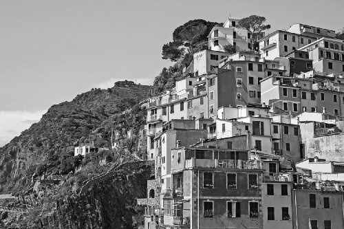 Bilderdepot24 Vlies Fototapete - Riomaggiore Fischerdorf Cinque Terre II - schwarz Weiss - 270x180 cm - mit Kleister - Poster - Foto auf Tapete - Wandbild - Wandtapete - Vliestapete