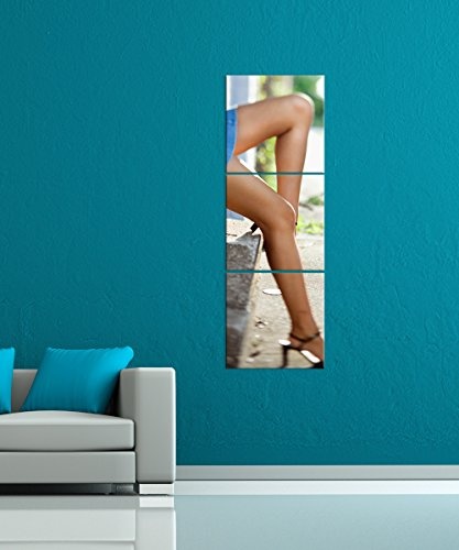 Wandbild - sexy Frauenbeine - Bild auf Leinwand - 180x60 cm 3tlg - Leinwandbilder - Akt & Erotik - Frau in Pose - Minirock - Begierde