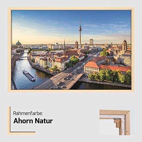 Homedeco-24 Canvas Leinwandbild Wandbild Kunstdruck, Berlin Skyline with TV Tower and Spree River 80x120 cm auf Keilrahmen gespannt und mit Massivholz-Schattenfugenrahmen 6 Farben-Auswahl, Hier Ahorn