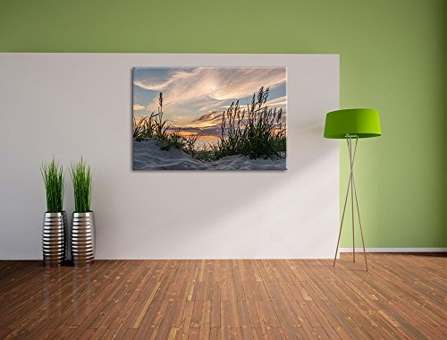 Gras am Strand bei Sonnenuntergang Format: 100x70 auf Leinwand, XXL riesige Bilder fertig gerahmt mit Keilrahmen, Kunstdruck auf Wandbild mit Rahmen, günstiger als Gemälde oder Ölbild, kein Poster oder Plakat