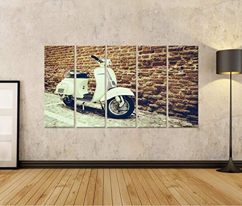 islandburner Bild Bilder auf Leinwand Alte Vespa parkte auf Alter Straße in Verona, Italien Wandbild, Poster, Leinwandbild NZH