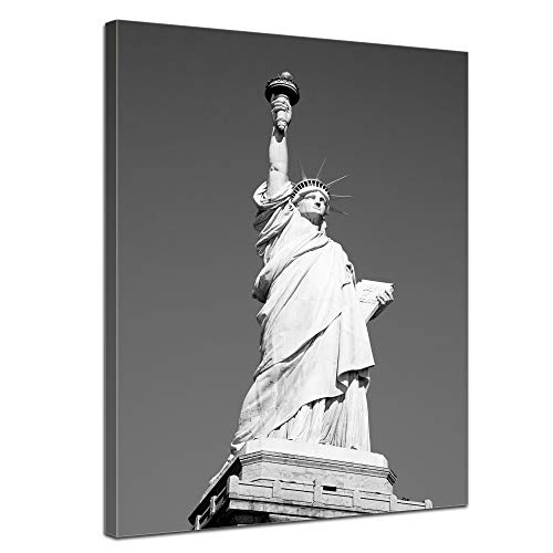 Wandbild - Statue of Liberty - New York USA - Bild auf Leinwand - 60 x 80 cm - Leinwandbilder - Bilder als Leinwanddruck - Städte & Kulturen - Amerika - USA - Freiheitsstatue in schwarz weiß