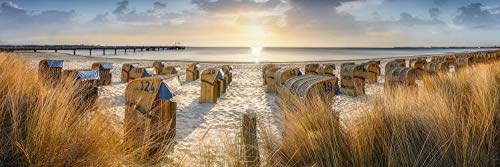Voss Fine Art Photography Leinwandbild in Galerie Qualität. Strandkörbe im Sonnenaufgang am Strand von Scharbeutz. Leinwand Panoramabild aufgezogen auf Naturholz Keilrahmen als Kunst Wandbild | Bild