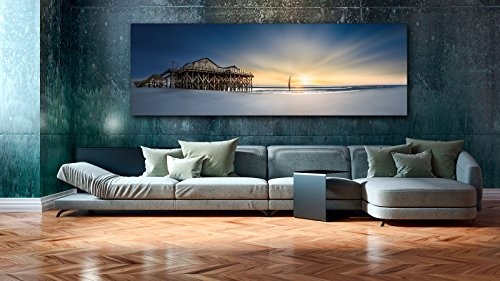 Leinwandbild in Galerie Qualität. Restaurant 54° Nord am Strand von Sankt Peter Ording Nordsee. . Leinwand Panoramabild aufgezogen auf Naturholz Keilrahmen als Kunst Wandbild | Bild