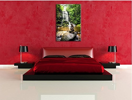 Zen Steine vor Wasserfall, Format: 100x70 auf Leinwand, XXL riesige Bilder fertig gerahmt mit Keilrahmen, Kunstdruck auf Wandbild mit Rahmen, günstiger als Gemälde oder Ölbild, kein Poster oder Plakat