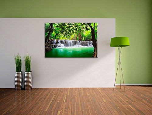 Kleiner Wasserfall im Dschungel Format: 120x80 auf Leinwand, XXL riesige Bilder fertig gerahmt mit Keilrahmen, Kunstdruck auf Wandbild mit Rahmen, günstiger als Gemälde oder Ölbild, kein Poster oder Plakat
