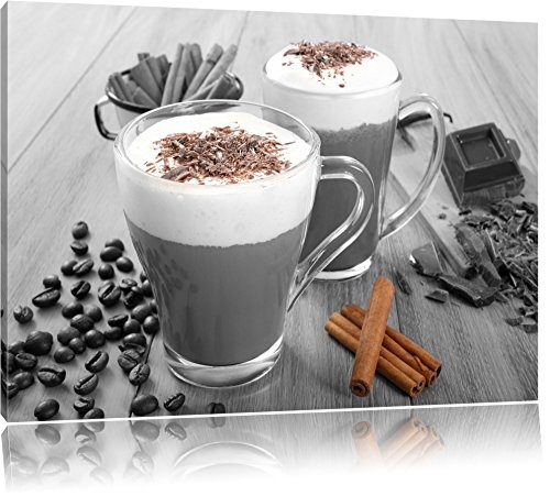 heiße Schokolade und frischer Kaffee mit Streuseln...