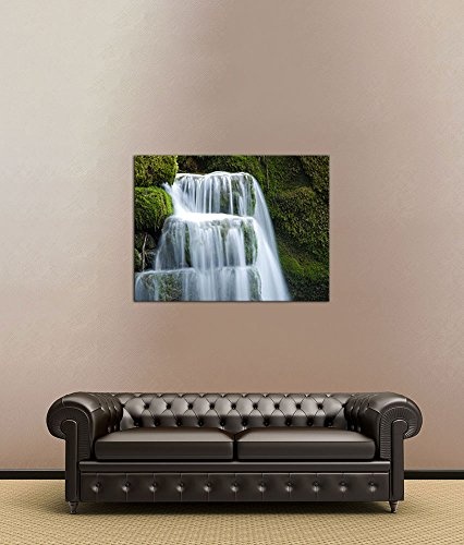 Keilrahmenbild - Wasserfall - Bild auf Leinwand 120 x 90 cm - Leinwandbilder - Bilder als Leinwanddruck - Landschaften - Natur - Moos - Kleiner Wasserfall