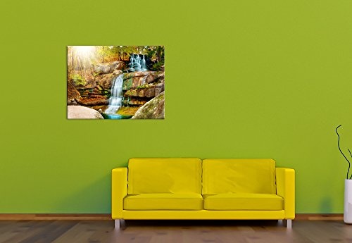 Keilrahmenbild - Wasserfall im Regenwald - Bild auf Leinwand - 120x90 cm - Leinwandbilder - Landschaften - Myanmar - Tropen - Felsen - tropisch