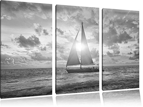 Segelboot nahgelegen der Küste im Sonnenuntergang Kunst B&W 3-Teiler Leinwandbild 120x80 Bild auf Leinwand, XXL riesige Bilder fertig gerahmt mit Keilrahmen, Kunstdruck auf Wandbild mit Rahmen, gänstiger als Gemälde oder Ölbild, kein Poster oder Plakat