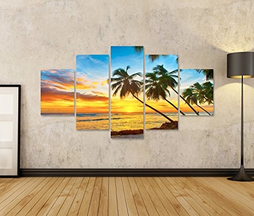 islandburner Bild auf Leinwand Schöne Sonnenuntergang über dem Meer mit Blick auf Palmen auf dem weißen Strand auf Einer Karibik Insel Barbados Wandbild, Poster, Leinwandbild FWN