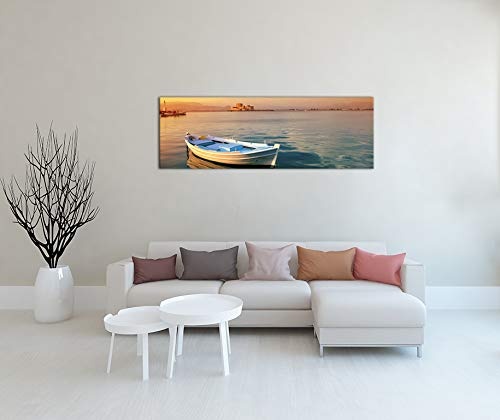 Keilrahmenbild - traditionelles griechisches Fischerboot - Bild auf Leinwand - 160 x 50 cm - Leinwandbilder - Bilder als Leinwanddruck - Urlaub, Sonne & Meer - Griechenland - Hafen im Sonnenuntergang