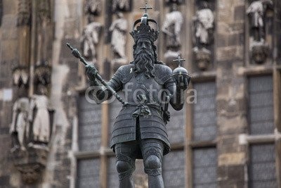 Leinwand-Bild 140 x 90 cm: "Carolus Magnus statue in aachen germany", Bild auf Leinwand