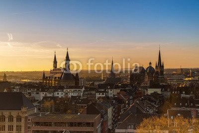 Leinwand-Bild 140 x 90 cm: "Aachen zum sonnenaufgang", Bild auf Leinwand